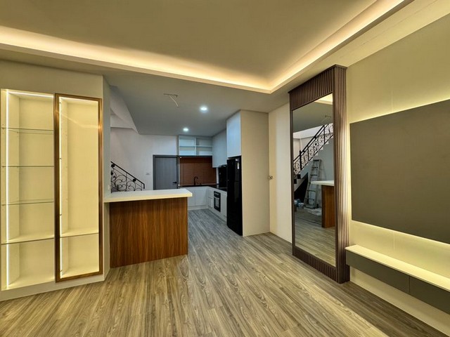 ขายบ้าน ทาวน์โฮม 2 ชั้น มบ.แอลเค วิลล่า พัทยาใต้ ซ.บงกช TP-H1161