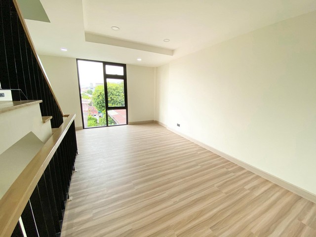 รหัสC6746 ให้เช่าโฮมออฟฟิศ 4 ชั้น ซอยสุขุมวิท 101/1 ซอยวชิรธรรมสาธิต SPACE Home Office ทำเลดี