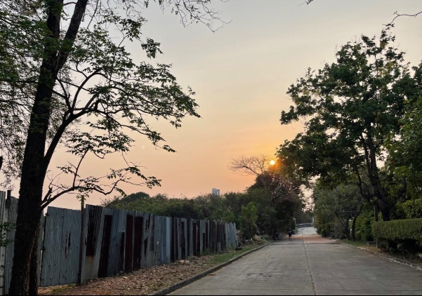 ขายที่ดิน 296 ตรว ซอยศรีนครินทร์55 แยก7 (ซอยหมู่บ้านเสรีวิลล่า) ถ.ศรีนครินทร์ สวนหลวงร.9 หลังห้างพาราไดซ์พาร์ค