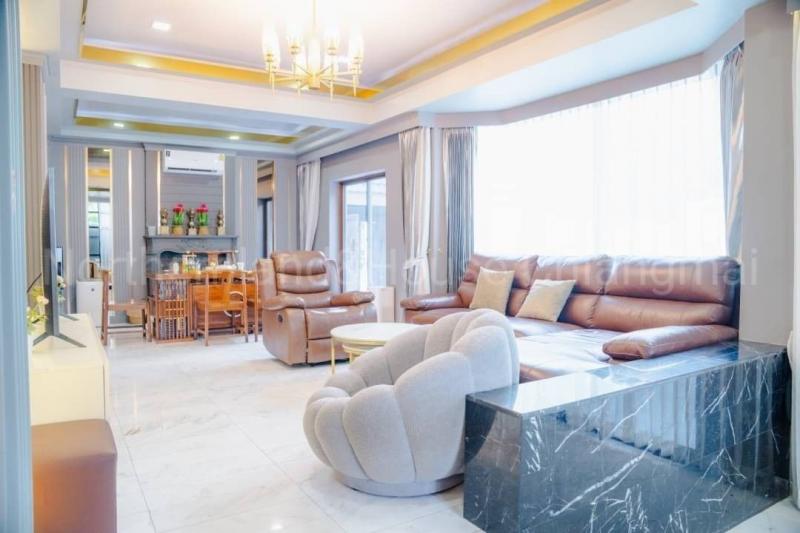 พูลวิลล่าให้เช่า 100,000 บาท/เดือน ขายขาดทุน พูลวิลล่าสวยสุดคุ้ม 12.9 ล้าน 105.2 ตรว. #กุลพันธ์วิลล์9 #หางดง ตกแต่งสวย สไตล์โมเดิร์นสุดหรู