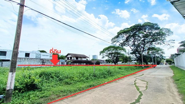 ขาย ที่ดินถมแล้ว ดินแน่น  แปลงหัวมุม ติดถนน 2 ด้าน 407 ตารางวา ซอยพัฒนาการ 58 ใกล้โรงเรียนเตรียมอุดมพัฒนาการ มีรปภ.ในโครงการ