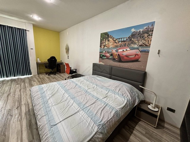 ให้เช่าบ้านเดี่ยว 2 ชั้น 98 ตรว. 5 ห้องนอน ย่านโชคชัย 4 ลาดพร้าว เลียบด่วน พร้อมเฟอร์นิเจอร์ ใกล้ทางออกถนนเลียบด่วน รามอินทรา