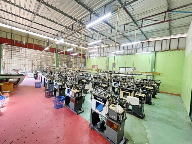 ระยอง เกือบ1ไร่ หรือ 360ตร.วา.เช่า-ขายบ้านพร้อมโกดัง 2 หลัง 480 ตร.ม.โลตัส บ่อวิน 2.1กม. ปลวกแดง  มาบยางพร  รร.บ้านบ่อวิน 1.1 กม. 