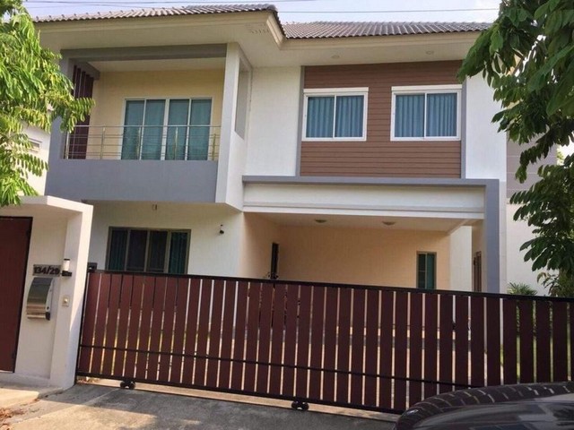 ลดราคาขายบ้านเดี่ยว 2 ชั้น เฟอร์ครบ โครงการ ล้านนาเฮอริเทจ สารภี 