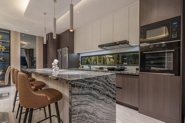 ขายบ้านเดี่ยว เพียง 300 เมตร จาก สี่แยกเทพประสิทธิ์ - ทัพพระยา บางละมุง  ชลบุรี