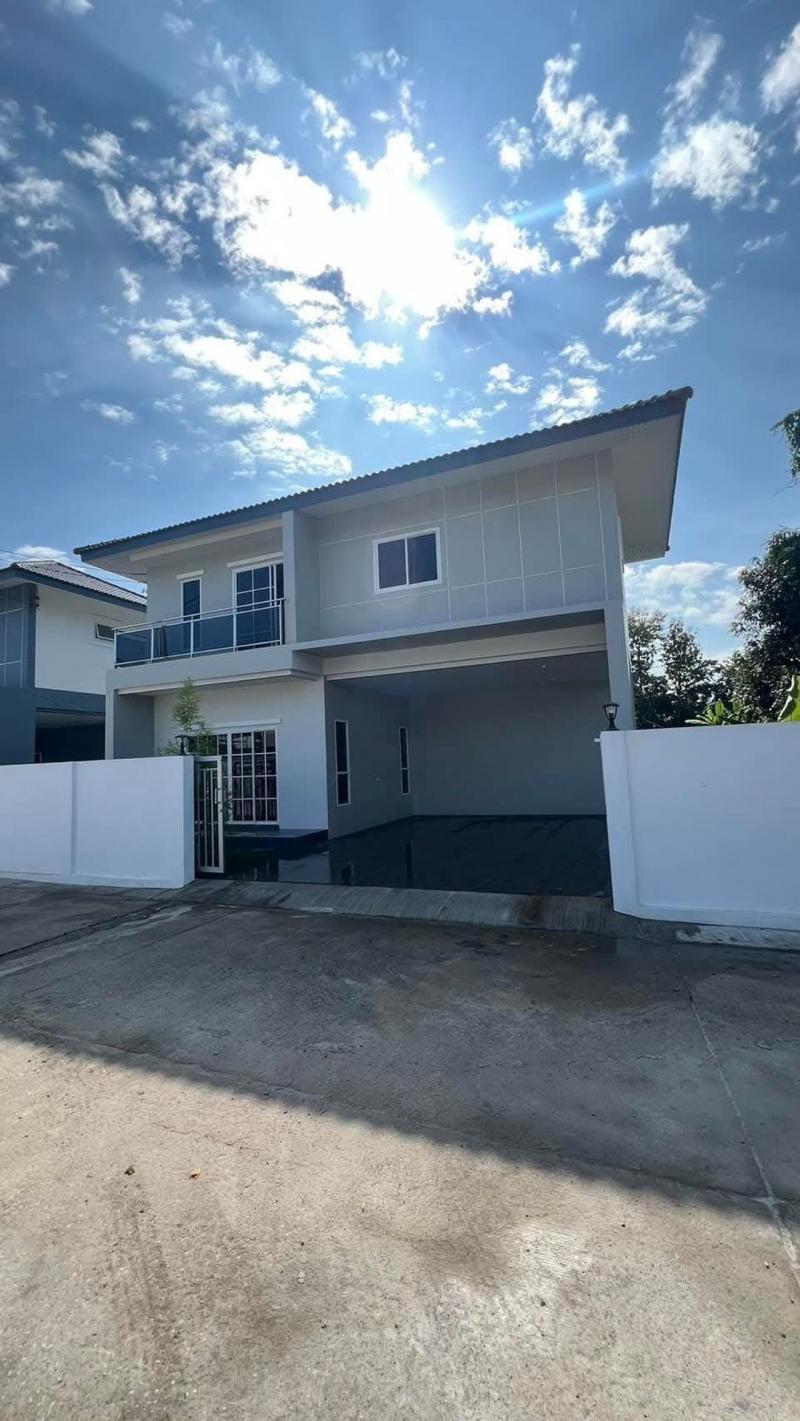 หลังสุดท้าย!  #โซนสันทราย ขาย 3.89 ล้าน 68 ตรว. 4 นอน 3 น้ำ #หนองจ๊อม #บ้านสร้างใหม่ 2 ชั้น เดินทางสะดวก เข้าเมือง 10-15 นาที