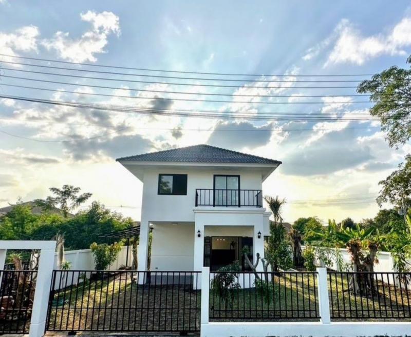 ขายต่ำกว่าราคาประเมิน เพียง 2.3 ล้าน #โซนสันกำแพง บ้านเดี่ยว 2 ชั้น #วิวสวย #สไตล์มินิมอล #รีโนเวทใหม่ #เหมาะสำหรับทำบ้านสวน #พร้อมเข้าอยู่