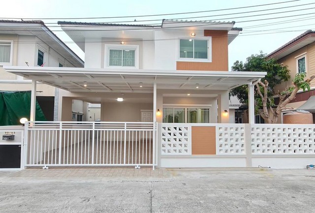 ขาย หมู่บ้านคุณาสิริ  บ้านแฝดสไตล์บ้านเดี่ยว สวยจัดเต็ม 3.49 ลบ. ฟรีโอน