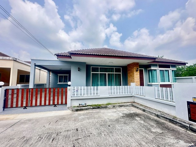 รีโนเวทใหม่ทั้งหลัง บ้านเดี่ยวชั้นเดียว ซอยเทศบาล17​ พานทองขายถูกพร้อมขแงแถมกันไปเลย