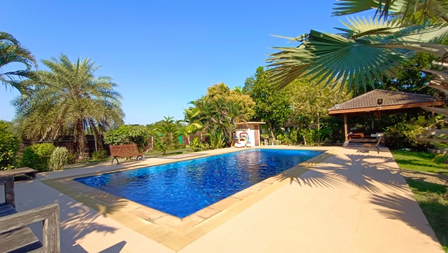 ลำลูกกา-คลอง12Wellness Senior Complex เวลเนส 8หลัง  888  3.5ไร่ 5,600ตรม. เสระว่ายน้ำใส พลูวิลล่า