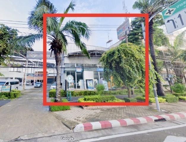 ให้เช่าพื้นที่โชว์รูม 650 ตรม. พร้อมออฟฟิศ 2 ชั้น ติดถนนใหญ่ เลียบทางด่วนรามอินทรา