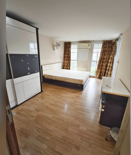 ให้เช่าและขายทาวน์โฮม The attic Lite แจ้งวัฒนะ 2 หลังเซ็นทรัลแจ้งวัฒนะ BTS สายสีชมพู