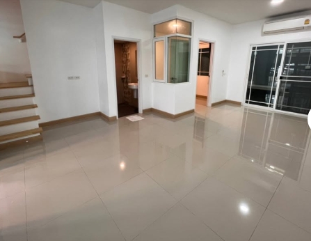 ให้เช่าทาวน์โฮม กัสโต้ (Gusto) ราชพฤกษ์-พระราม5  ถนนบางกรวย-ไทรน้อย  นนทบุรี