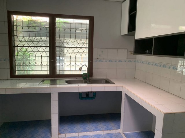 ให้เช่าบ้านเดี่ยวถนนแจ้งวัฒนะใกล้ เซ็นทรัล แจ้งวัฒนะ โซน แจ้งวัฒนะ, ปากเกร็ด, นนทบุรี อยู่ซอยแจ้งวัฒนะ-ปากเกร็ด 26