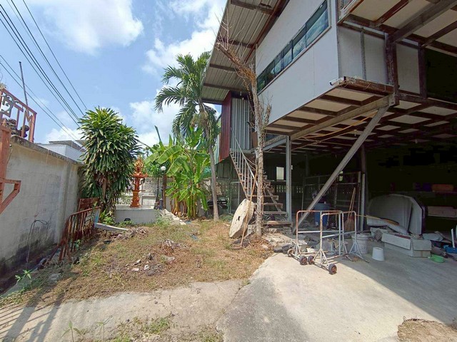 ขาย/เช่าโกดัง พร้อมออฟพิศ 112.4 ตารางวา  ติดถนนทองสุข  พุทธบูชา39 สามารถทะลุถนนสุขสวัสดิ์  บางมด  ZTK219