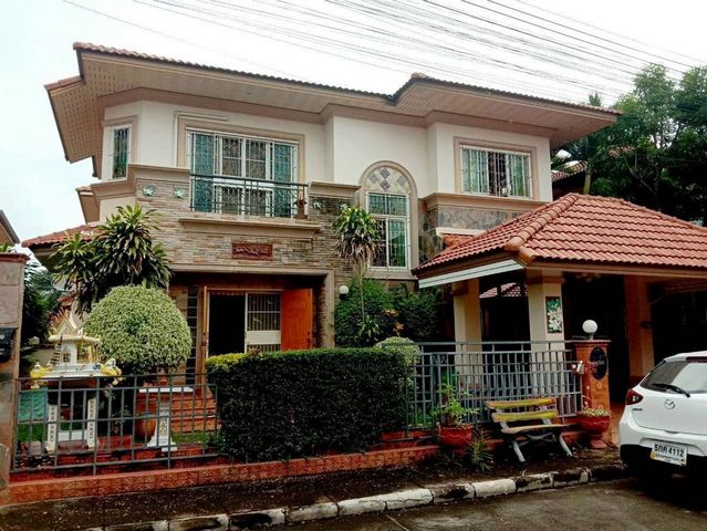 ขายขาดทุน #ขายต่ำกว่าราคาประเมิน 3.8 ล้าน 60.8 ตรว. #ดิโอเรียนทอลรีเจ้นท์3 #สารภี #บ้านสภาพใหม่ #เจ้าของไม่ค่อยอยู่ พร้อมเข้าอยู่ได้เลย