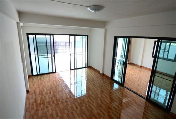 ให้เช่าบ้านเดี่ยว2ชั้น ย่านโชคชัย 4 ซอย 76 เหมาะพักอาศัย หรือทำโฮมออฟฟิศ ใกล้ MRT โชคชัย 4