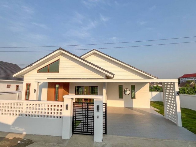 บ้านสร้างใหม่ชั้นเดียว สไตล์มินิมอล ใกล้กาดฝรั่ง หางดง 