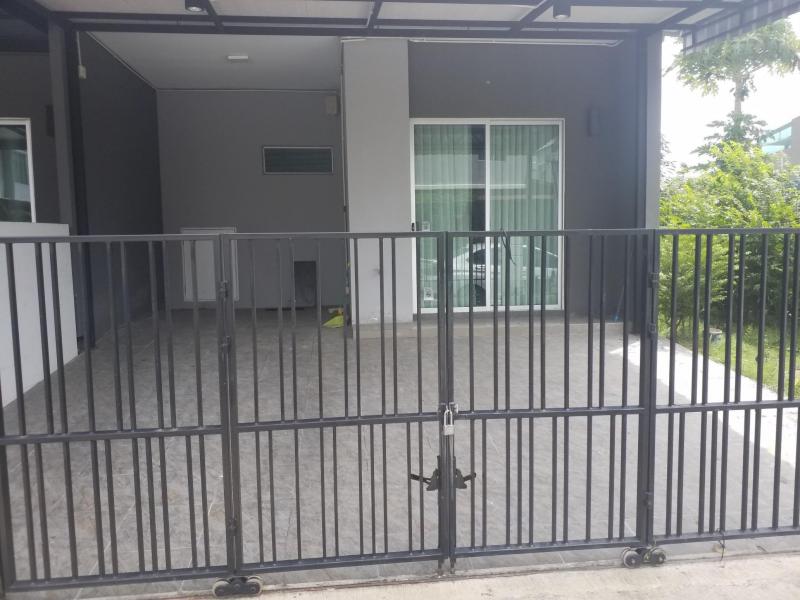 ขายทาวน์เฮ้าส์มือสองลาดกระบัง กรุงเทพมหานคร โครงการ พฤกษาวิลล์ 114 รามคำแหง-ร่มเกล้า