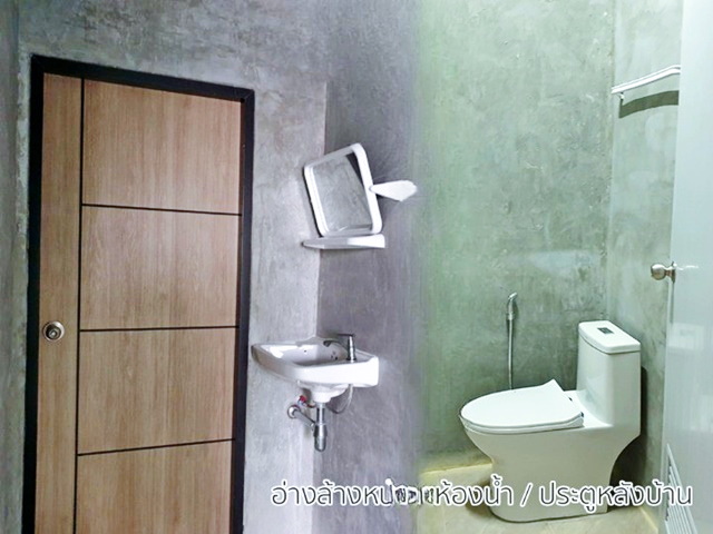 พร้อมโกดัง ศาลายา-บางภาษี ให้เช่าอาคาร พุทธมณฑล ตลาดกิเลน 6.4 กม. ทำเลดี บางใหญ่ 42ตรว.  81 ตรม. ใกล้ ตลาดคลองโยง 4.4 กม.