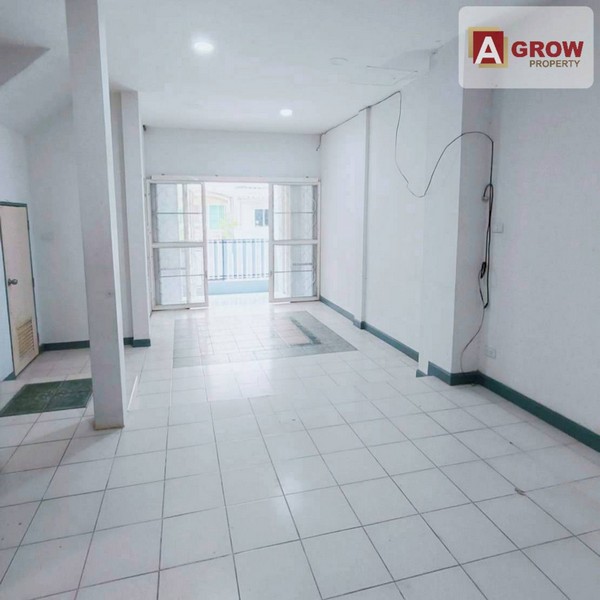 หมู่บ้านลัลลี่วิลล์ 1 ซอยมังกร-นาคดี บ้านสวย รีโนเวทใหม่ทั้งหลัง พร้อมตกแต่งและต่อเติมครบครัน