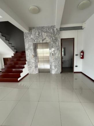 ให้เช่าโฮมออฟฟิศ 4 ชั้น มีลิฟท์โดยสาร ย่านสวนผัก-ราชพฤกษ์ บางกรวย นนทบุรี