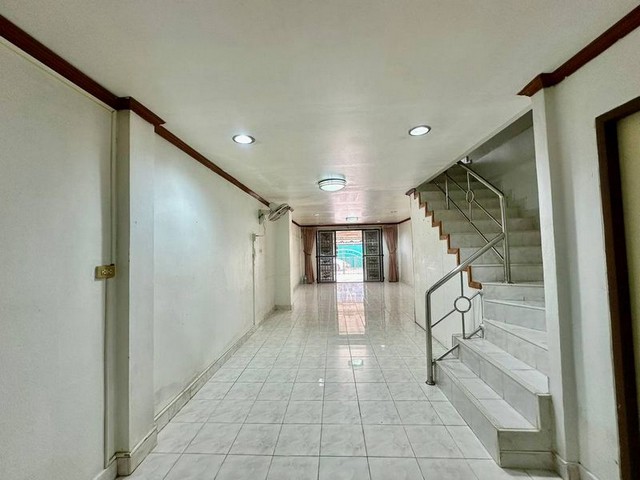 ให้เช่าราคาถูก ทาวน์โฮม2 ชั้น สุรศักดิ์ อีสเทิร์นแลนด์เฮ้าส์ ศรีราชา TP-H1195