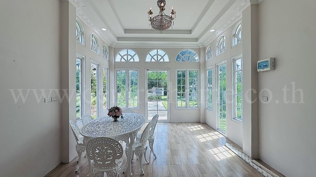 รีสอร์ท ทุ่งดินดำ เลาขวัญ กาญจนบุรี เขตติดต่อสุพรรณบุรี บ้านสวย ราคาถูก