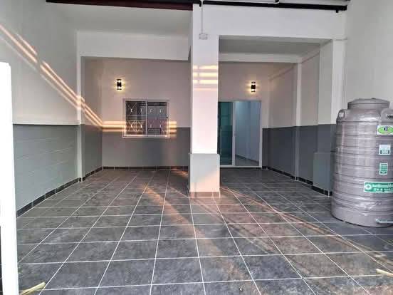 ขายทาวน์เฮ้าส์ 2ชั้น หมู่บ้านแดนทองวิลเลจ อำเภอสามโคก จังหวัดปทุมธานี