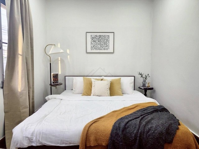 ให้เช่าบ้านเดี่ยว 2 ชั้น 80 ตรว. 5 ห้องนอน ลาดพร้าว ซอย 9 เฟอร์ครบ พร้อมอยู่ ใกล้ MRT ลาดพร้าว