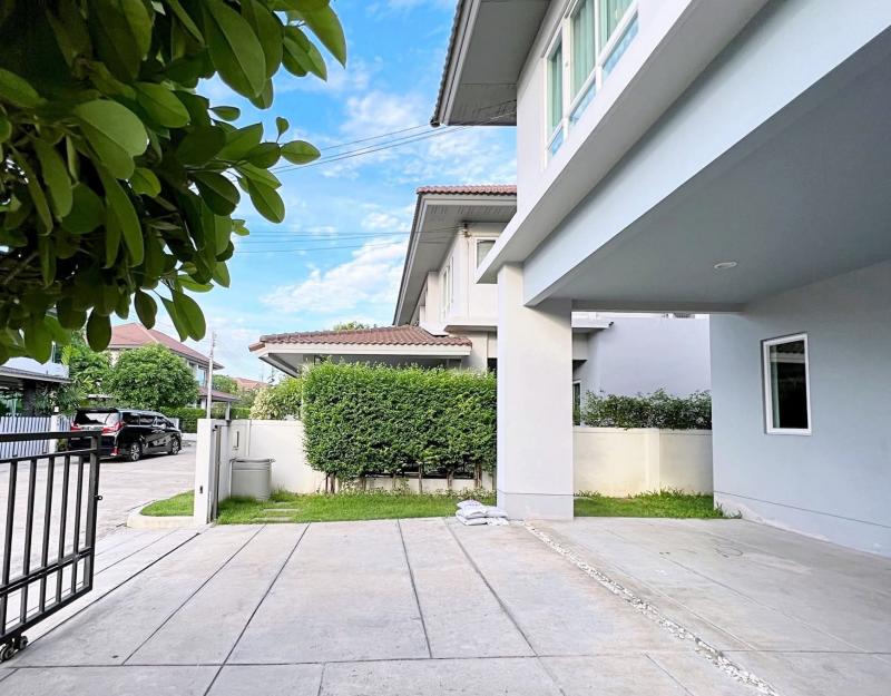 ให้เช่าบ้านเดี่ยว  5 ห้องนอน  3 ห้องน้ำ ไลฟ์ บางกอก บูเลอวาร์ด รังสิต ใกล้ฟิวเจอร์ปาร์ค รังสิต