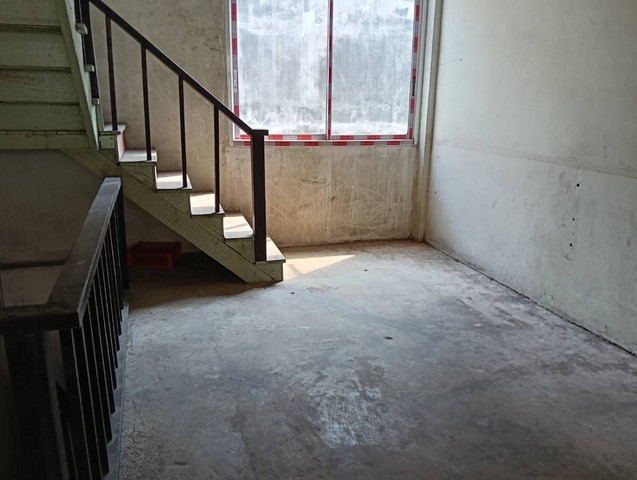 ให้เช่าอาคารพาณิชย์ 3 ชั้นใกล้ตลาดสตาร์ ระยอง 6,500/เดือน