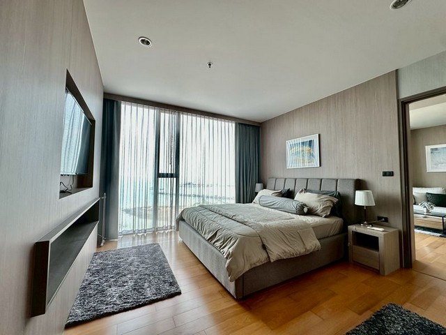 ให้เช่าคอนโดหรู พร้อมอยู่ ติดทะเล ห้องใหญ่ 2 นอน ระเบียงกว้าง TP-C1193