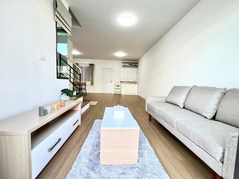 LM25-0040 ขายทาวน์โฮม 2 ชั้น พลีโน่ รามอินทรา วงแหวน รีโนเวทใหม่ ทั้งหลัง เนื้อที่ 22.1 ตรว 3นอน 2น้ำ