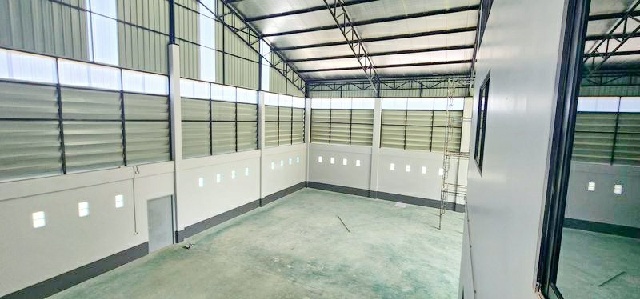 ตลาดนัดวัดนราภิรมย์ 5.6 กม. นราภิรมย์-บางเลนให้เช่า-ขายโกดัง Factory 503ตร.ม. พร้อมสำนักงาน 2 ชั้น 3 น้ำ  รร.บ้านนราภิรมย์ 1.9 กม.