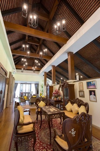 บ้านติดน้ำปิง สไตล์ล้านนา วิวคุ้งน้ำสวย วิวเขา สันผีเสื้อ