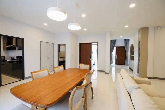 ให้เช่าบ้านหรู The City Bangna  ใกล้ Megabangna เฟอร์นิเจอร์ครบ พร้อมอยู่