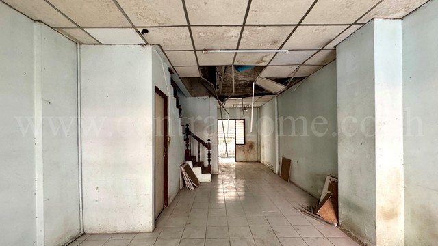 ทาวน์เฮ้าส์ พงษ์ศิริชัย 2 ซอยเพชรเกษม 85 ใกล้ MRT สถานีหลักสอง