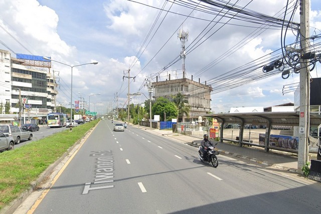 ขายที่ดิน พร้อมสิ่งปลูกสร้าง ติดถนนติวานนท์ ปากเกร็ด นนทบุรี เนื้อที่ 7-1-88 ไร่ ใกล้ อิมแพค อารีน่า เพียง 5 กม.