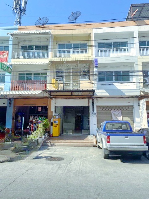 ปากเกร็ด​ ขาย-เช่า ​โลตัส ติวานนท์ เมกาโฮม วัดกู้ MRT ปากเกร็ด 2.8 กม.ตึกแถว 4 ชั้น มีดาดฟ้า 18 ตร.วา.240 ตร.ม.