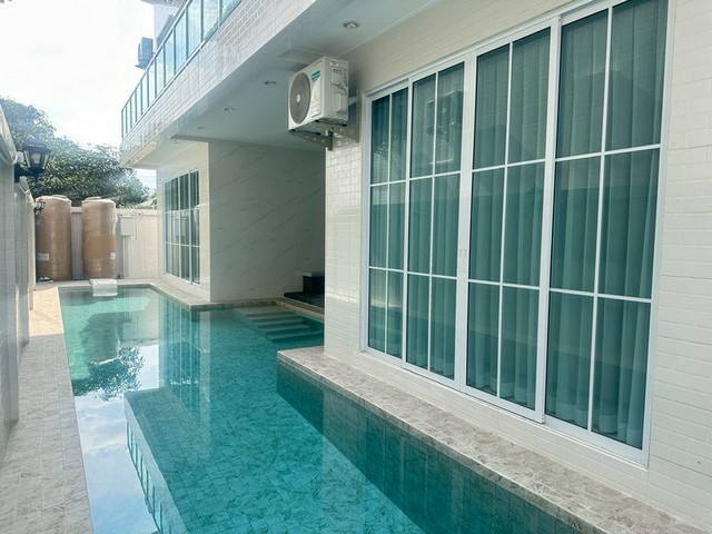 บ้านเช่าพร้อมสระ่ว่ายน้ำส่วนตัว หรูสไตล์ #luxury สามารถเช่าปล่อยรายวันได้