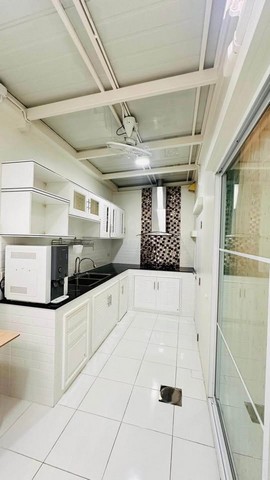 ให้เช่า ทาวน์โฮมหลังมุม อินดี้บางนารามคำแหง2 ใกล้เมกาบางนา บ้านสวยพร้อมอยู่