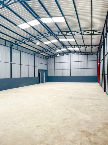 ให้เช่าโกดัง ขนาด150 ตรว. ซอยลาดพร้าว 101 ใกล้เดอะเมอล์บางกะปิ