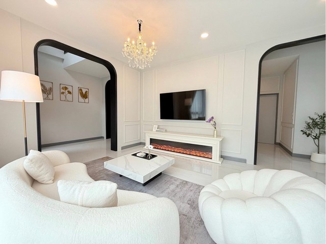 LV53137 ให้เช่า บ้านเดี่ยวหรู 2 ชั้น เดอะ ซิตี้ บางนา The City Bangna ติด Mega บางนา และ รร.นานาชาติ