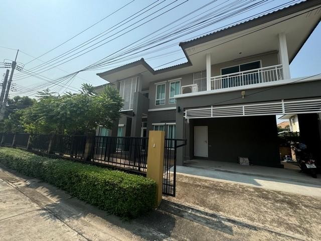 MT156 ขาย บ้านเดี่ยว หลังมุม ตกแต่งพร้อมอยู่ หมู่บ้าน Delight @ Scene วัชรพล จตุโชติ ใกล้ ทางด่วน เดินทางสะดวก