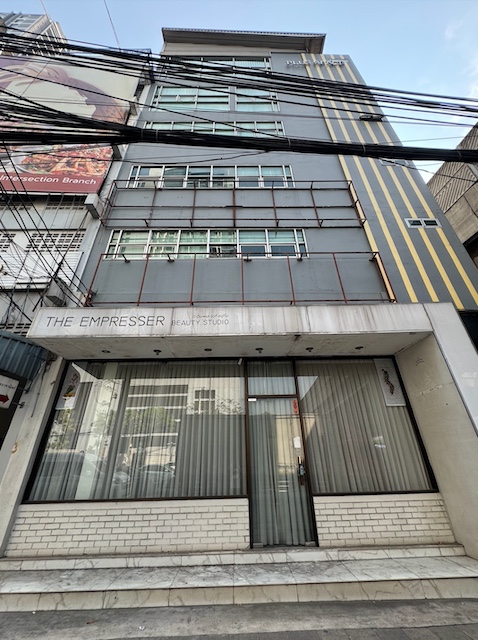 BH3556 ให้เช่าอาคารสำนักงาน 6 ชั้น ทำเลอโศก-ดินแดง ใจกลางเมือง ใกล้ MRT พระราม 9 เพชรบุรี และ Airport Link