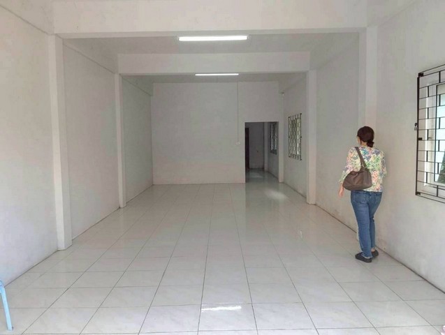 ขายอาคารพาณิชย์ 2 ชั้น  28.6 ตารางวา ซอยตรงข้ามตลาดบางนาค  ถนนระแงะมรรคา  ใจกลางเมืองนราธิวาส