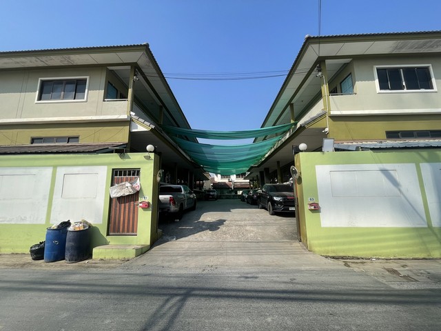 ขาย อพาร์ตเมนต์ 24 ห้อง เขตทวีวัฒนา กรุงเทพ เนื้อที่ 232 ตร.วา ราคา 15,000,000 บาท