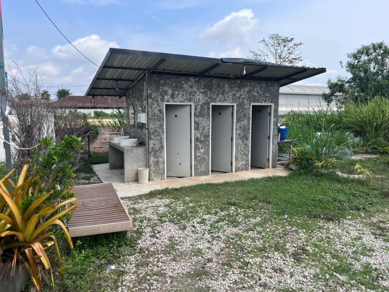 เซ้งขาดทุน ร้านอาหาร-ดนตรีสด ระยอง นิคมพัฒนา ติดถนนใหญ่ เส้นหลัก ใกล้ปั๊มปตท มีที่จอดรถ(我可以說中文)