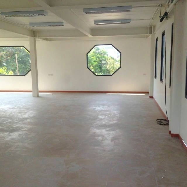 BTSบางจาก 900ม.ถ.สุขุมวิท60-68 ให้เช่าพื้นที่สำนักงาน ชั้น2-3 112 ตร.ม.หาของกินสะดวก ตลาดบางจาก 1.4 กม. เซาธ์อีสบางกอก 2.4 กม.2 แอร์